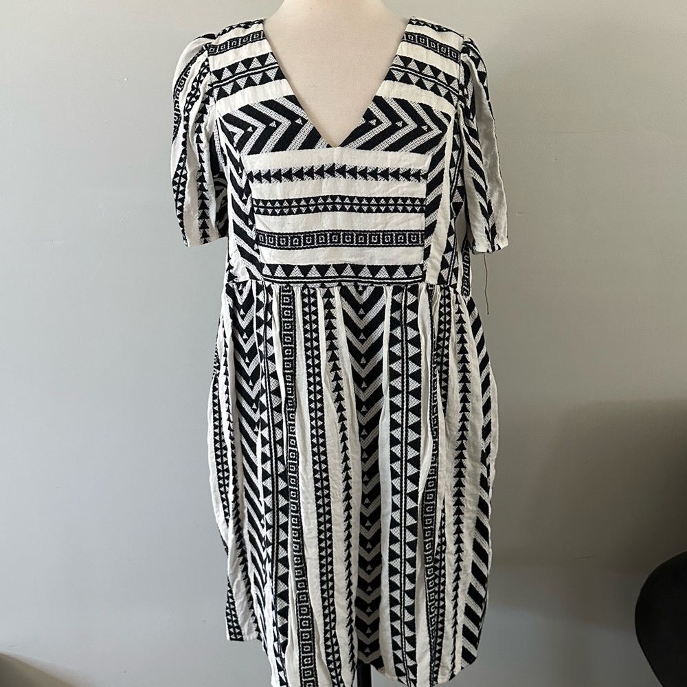 Old Navy Tribal Print Dress